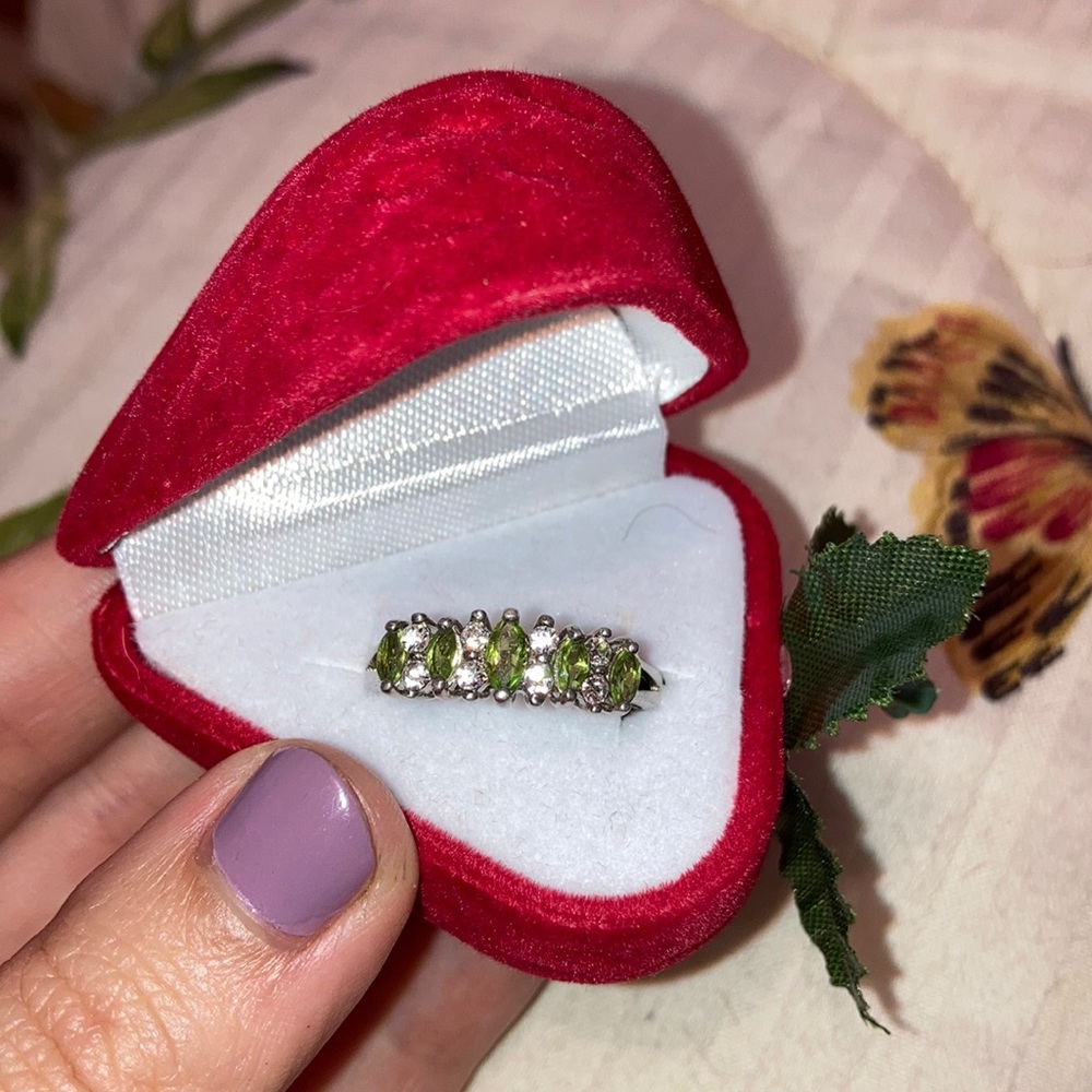 silver ring - Picture 2 of 5